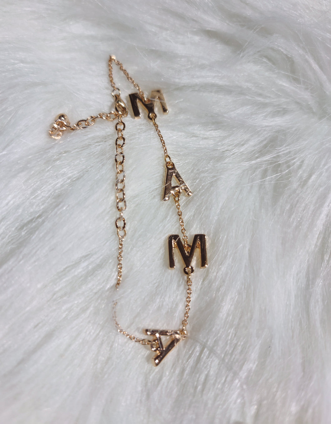 Mama Gold Letter Bracelet
